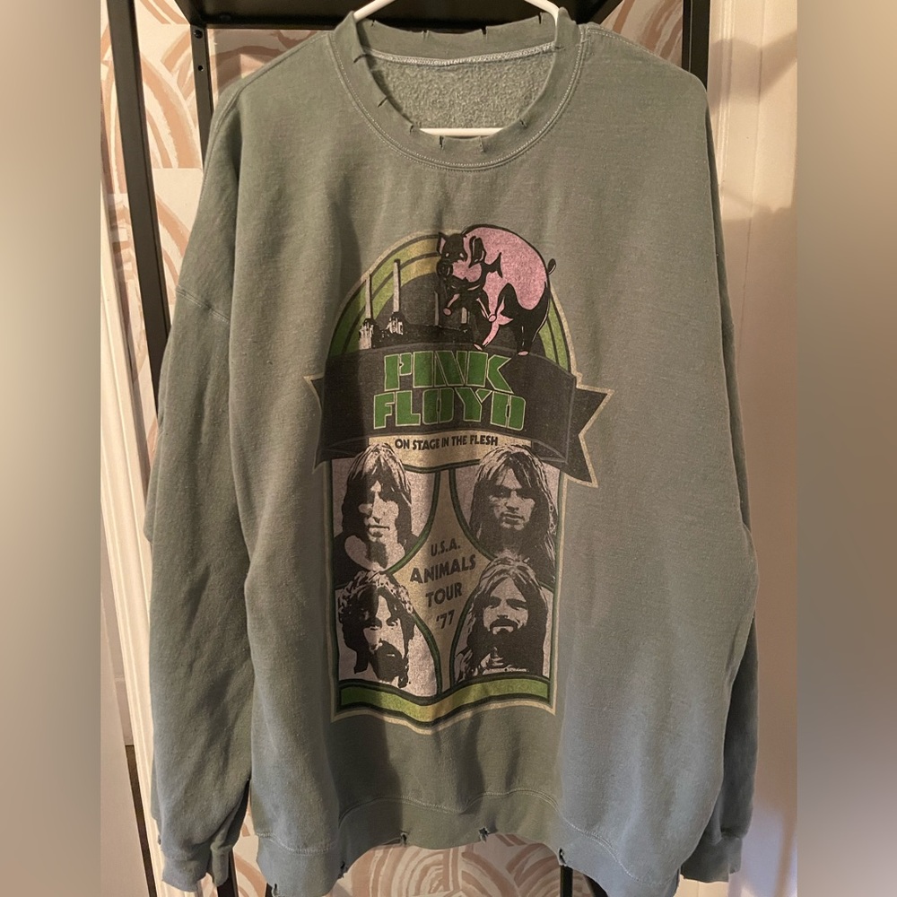 Urban Outfitters Sweatshirt